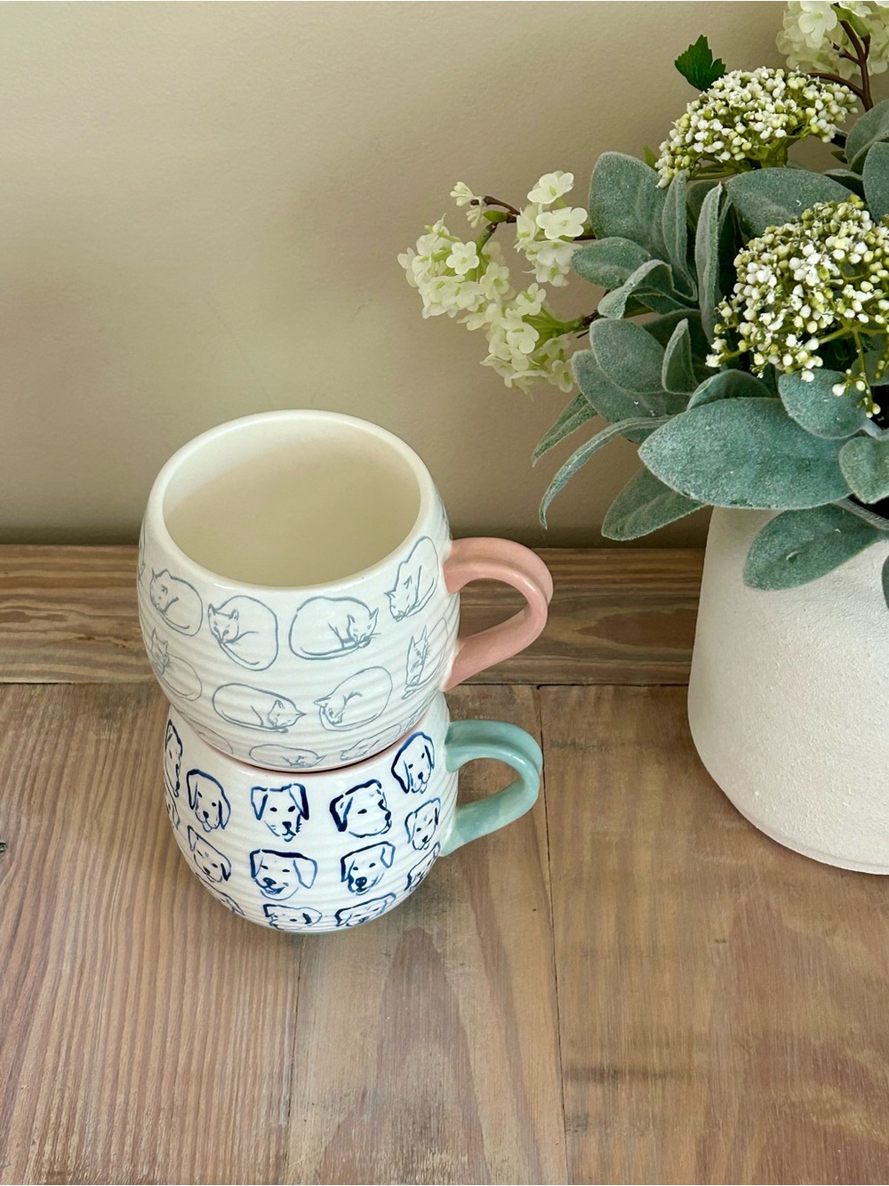 Anthropologie (Leah Goren) Dog & Cat Motif Stoneware Mug Set 🐾 🆕 - Picture 4 of 11